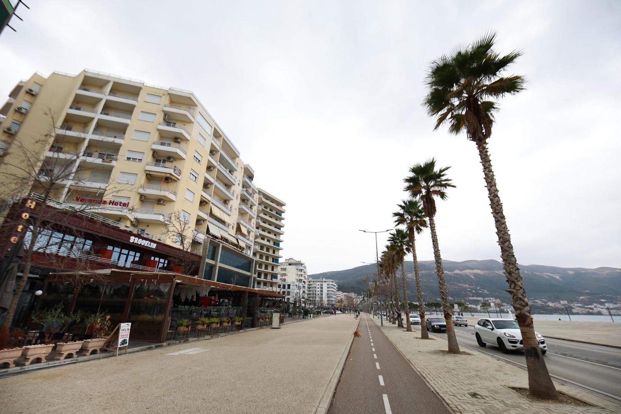 Keli'S Place Vlore Bagian luar foto