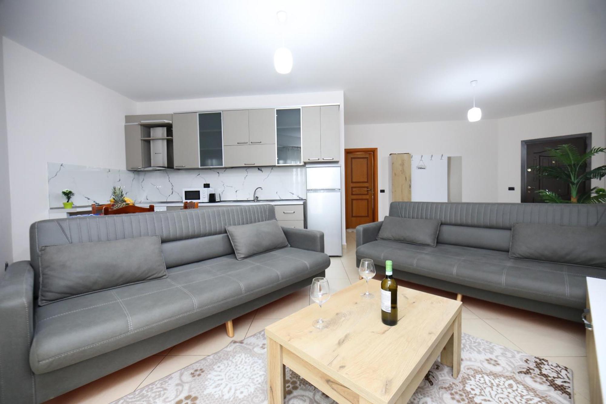 Keli'S Place Vlore Bagian luar foto