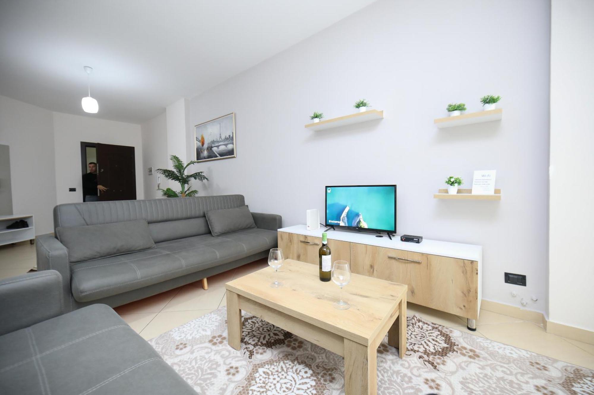 Keli'S Place Vlore Bagian luar foto